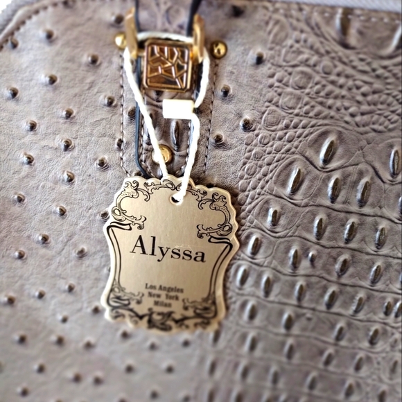 New Alyssa Vegan Ostrich Pattern Lead Safe Tan hand bag - Picture 3 of 7